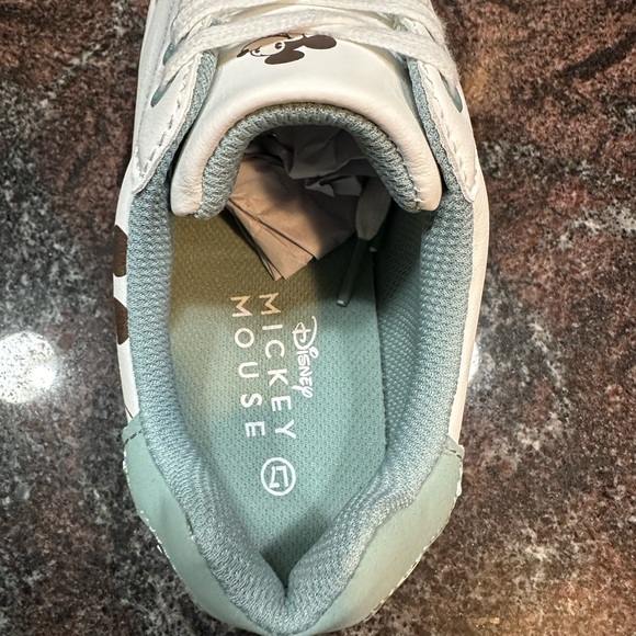 NIB Women’s Aldi Exclusive Mickey Mouse Sneakers - Picture 10 of 12